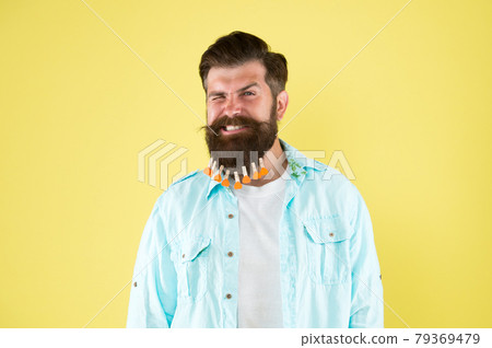 All about design. Love grooming. Love myself. Nourish 79369479