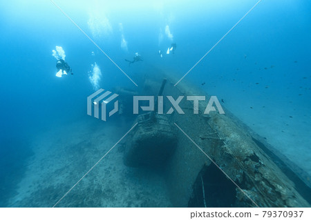 埃蒙斯號沉船潛水 79370937