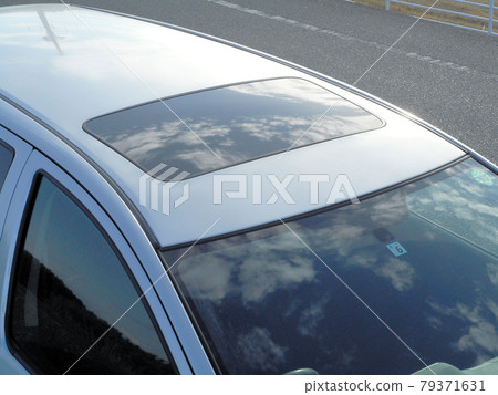 Car glass sunroof Car glass sunroof 79371631