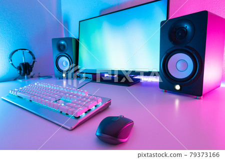 創作者的工作區 79373166