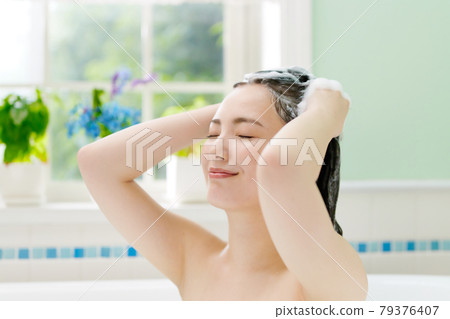 Bath time Bath time 79376407