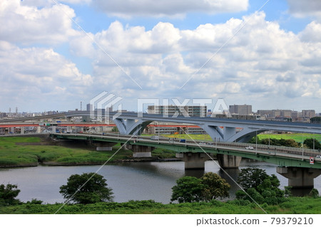 Nippori-Toneri Liner and Ogi Ohashi (Arakawa Bridge) Nippori-Toneri Liner and Ogi Ohashi (Arakawa Bridge) 79379210