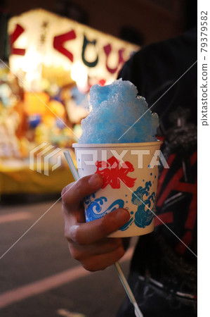 夏日祭的柿子 / 日本的夏日風景 夏日祭的柿子 / 日本的夏日風景 79379582
