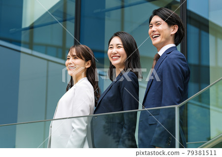 Business person outdoor portrait shooting cooperation "LINK FOREST" 79381511