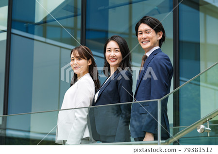 商務人士戶外人像拍攝合作“ LINK FOREST” 商務人士戶外人像拍攝合作“ LINK FOREST” 79381512