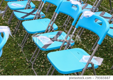 Measures against new corona infection in outdoor seats Measures against new corona infection in outdoor seats 79383887