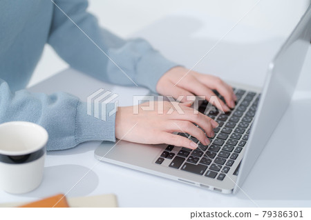 鍵盤電腦在手 79386301