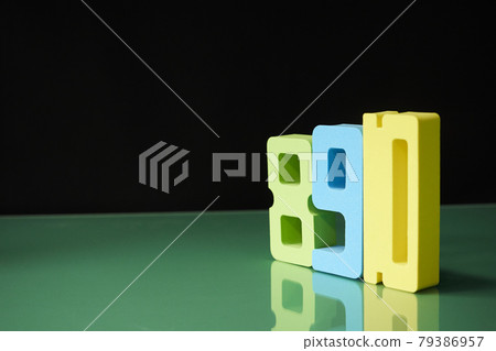 Line up the numbers Line up the numbers 79386957