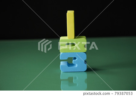 Number tower 79387053
