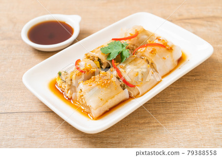 Chinese Steamed Rice Noodle Rolls Chinese Steamed Rice Noodle Rolls 79388558