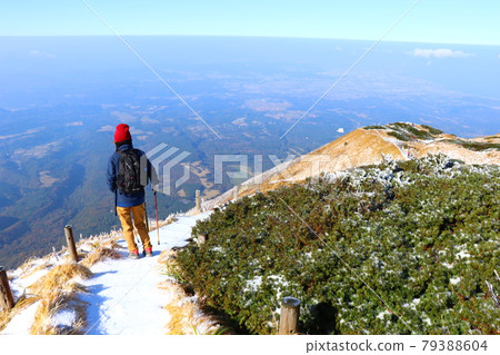 Rime and Hakuo Daisen, Tottori Prefecture, Okayama Prefecture, Natsuyama Trail 79388604