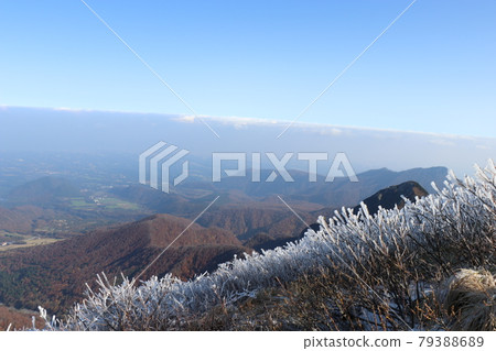 岡山縣鳥取縣Rime and Hakuo Daisen夏山步道 岡山縣鳥取縣Rime and Hakuo Daisen夏山步道 79388689