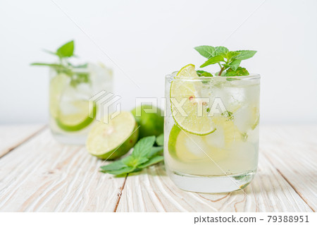 iced lime soda with mint iced lime soda with mint 79388951