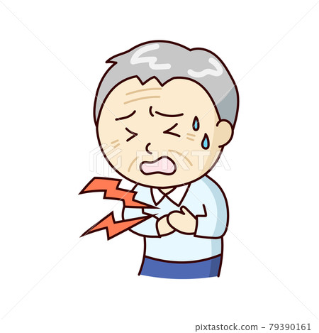 一個痛苦的祖父痛苦地抱著他的胸膛 79390161