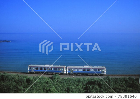JR West Kiha 120 series JR West Kiha 120 series 79391646