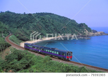 JR West Kiha 126 series rapid aqua liner 79391903