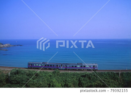 JR West Kiha 126 series rapid aqua liner JR West Kiha 126 series rapid aqua liner 79392155