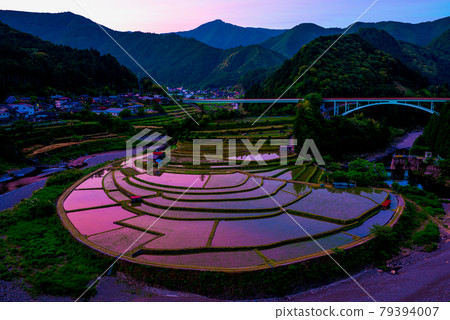 Aragi Island sunrise water surface Aragi Island sunrise water surface 79394007