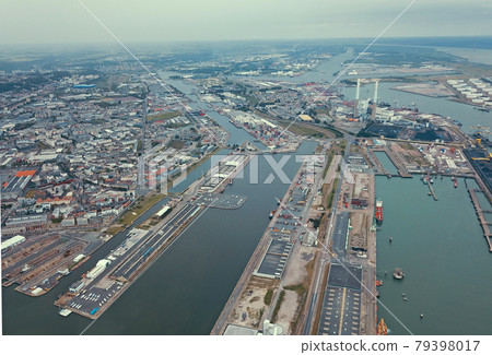 Aerial view of the port of Le Havre, France Aerial view of the port of Le Havre, France 79398017