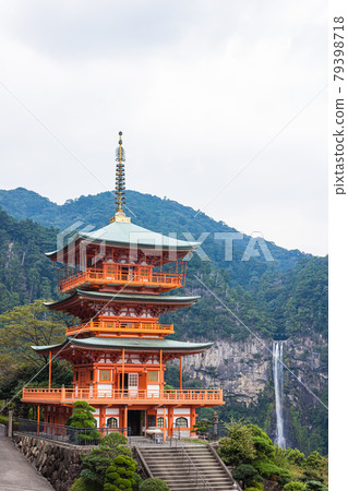 Wakayama Seigantoji Temple Triple Pagoda 79398718
