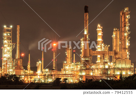 Petrochemical plant, Refinery 79412555
