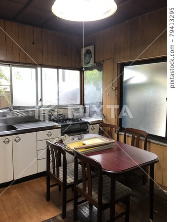 Showa kitchen vertical photo Showa kitchen vertical photo 79413295