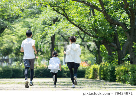 Jogging family parent and child family image Jogging family parent and child family image 79424971