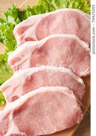 Domestic pork loin slice Domestic pork loin slice 79425005