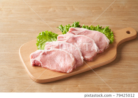 Domestic pork loin slice Domestic pork loin slice 79425012