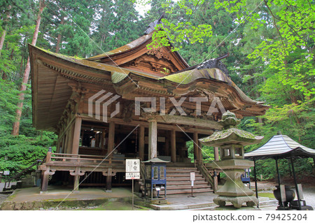 Kozenji Temple, Komagane City, Nagano Prefecture 79425204