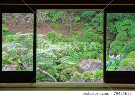 長野縣駒根市光善寺本房旅館花園 長野縣駒根市光善寺本房旅館花園 79425635