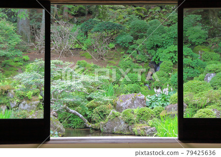 長野縣駒根市光善寺本房旅館花園 長野縣駒根市光善寺本房旅館花園 79425636
