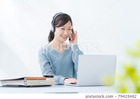 Teleope 1 female white background Teleope 1 female white background 79428482