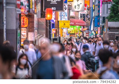 Tokyo cityscape of Japan July ... Mutant infection explosion ... Tokyo 593 people and threat figures again. In front of Kabukicho Ichibancho ... = 6th Tokyo cityscape of Japan July ... Mutant infection explosion ... Tokyo 593 people and threat figures again. In front of Kabukicho Ichibancho ... = 6th 79434282