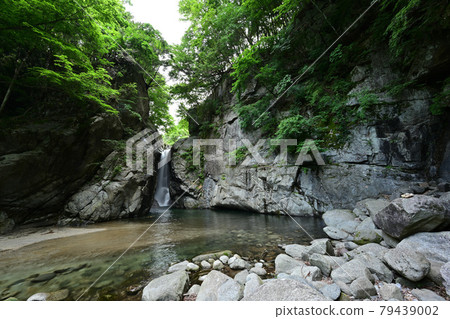 Shimizu Ichinokama Waterfall, Fuefuki River Ichinokama Waterfall, Otaki 79439002