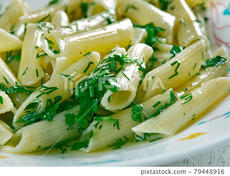 Pennette al Pesto Pennette al Pesto 79448916