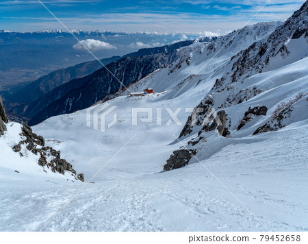 View of Senjojiki and Southern Alps from Mt. Kisokoma and Norietsu Pure Land 79452658