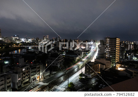 Light light trail 79452682