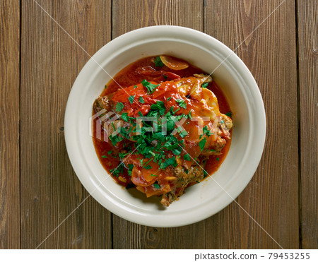 Chicken Marengo 79453255