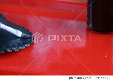 皮革和毛刷用皮革工藝染色 79453370