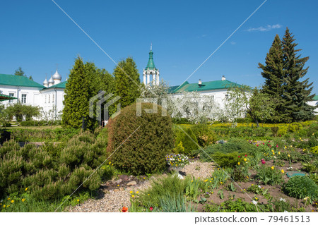 Flowering trees in the Spaso-Yakovlevsky Monastery in the city of Rostov, Yaroslavl region. 79461513