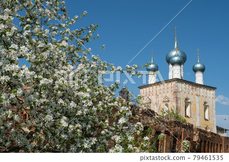 One of the corners in the Borisoglebsky Monastery Yaroslavl region, Russia. 79461535