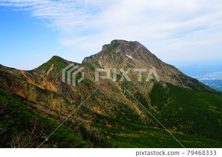 Yatsugatake Amidadake seen from the Jizo ridge 79468333