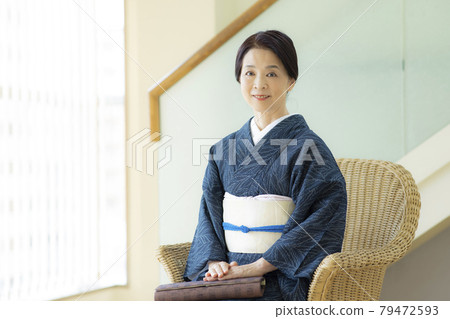 Kimono summer thin clothes single clothes women in their 60s 79472593