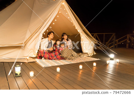 Family enjoying glamping Family enjoying glamping 79472666