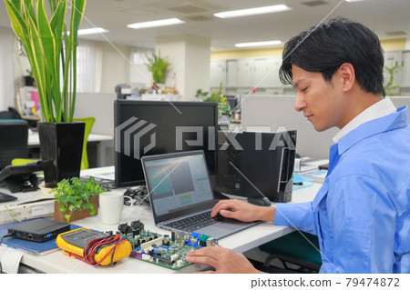 工程師檢查板 79474872