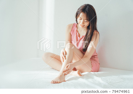 腿部護膚美容 79474961