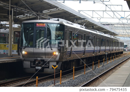 223 series Kishu Road Rapid Service 223 series Kishu Road Rapid Service 79475435