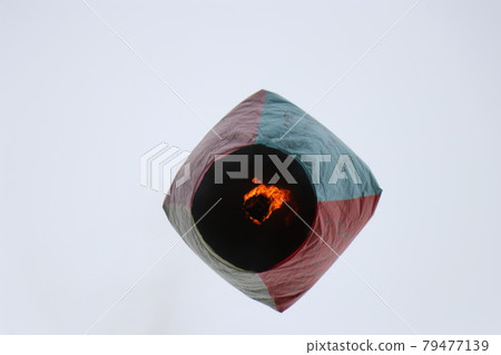 Taiwan sufficient lantern 79477139