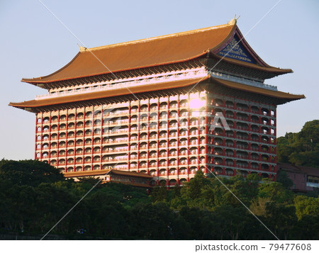 榮山王朝大酒店 79477608